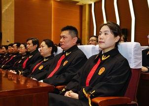 长沙法官吃瓜视频,法庭内外，公正与娱乐的边界