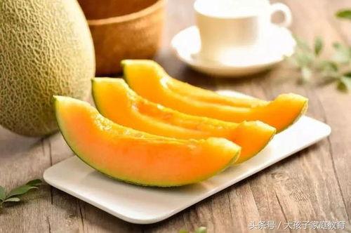 大胖妈吃哈密瓜视频在线观看,在线观看甜蜜瞬间