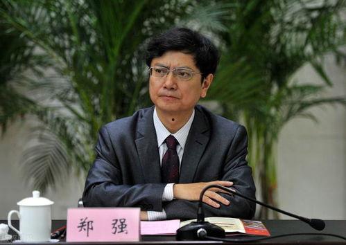 郑强教授吃瓜视频大全,趣味横生的校园生活瞬间