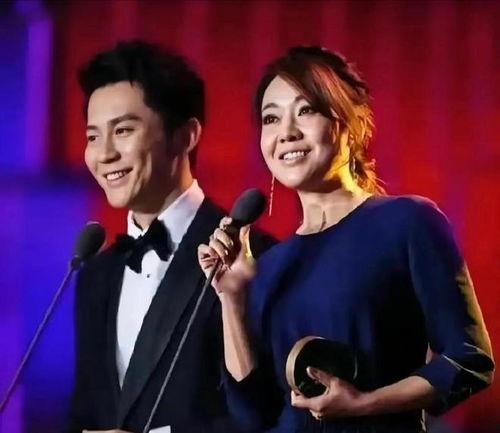 闫妮黄晓明吃瓜视频,娱乐圈幕后趣事大揭秘